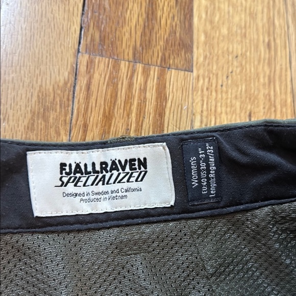 Fjallraven x Specialized 30-31 length 32” S/F Riders Hybrid trouser great cond - Picture 11 of 11